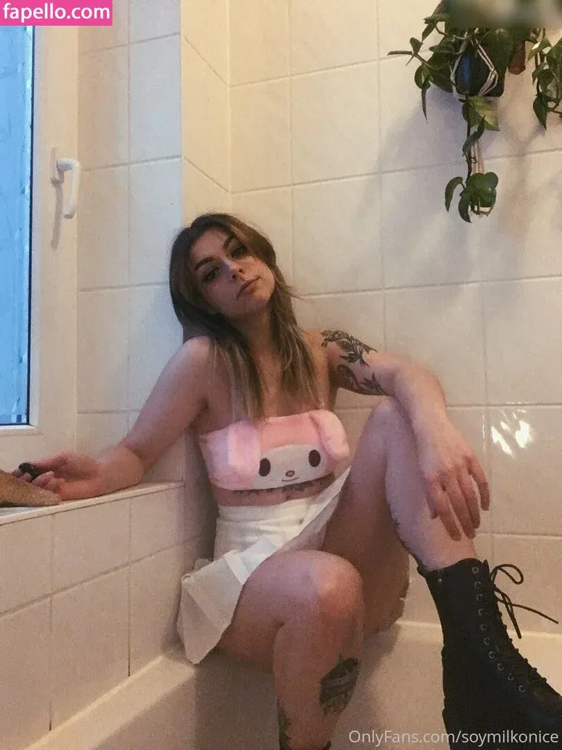 Soymilkonice Onlyfans Photo Gallery 