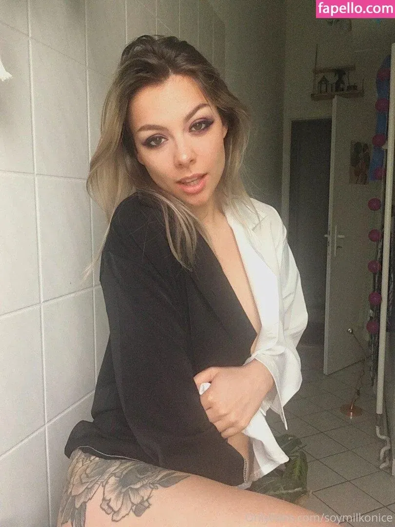 Soymilkonice Onlyfans Photo Gallery 