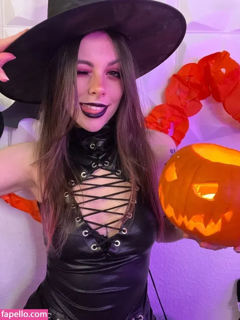 Soymilkonice Onlyfans Photo Gallery 