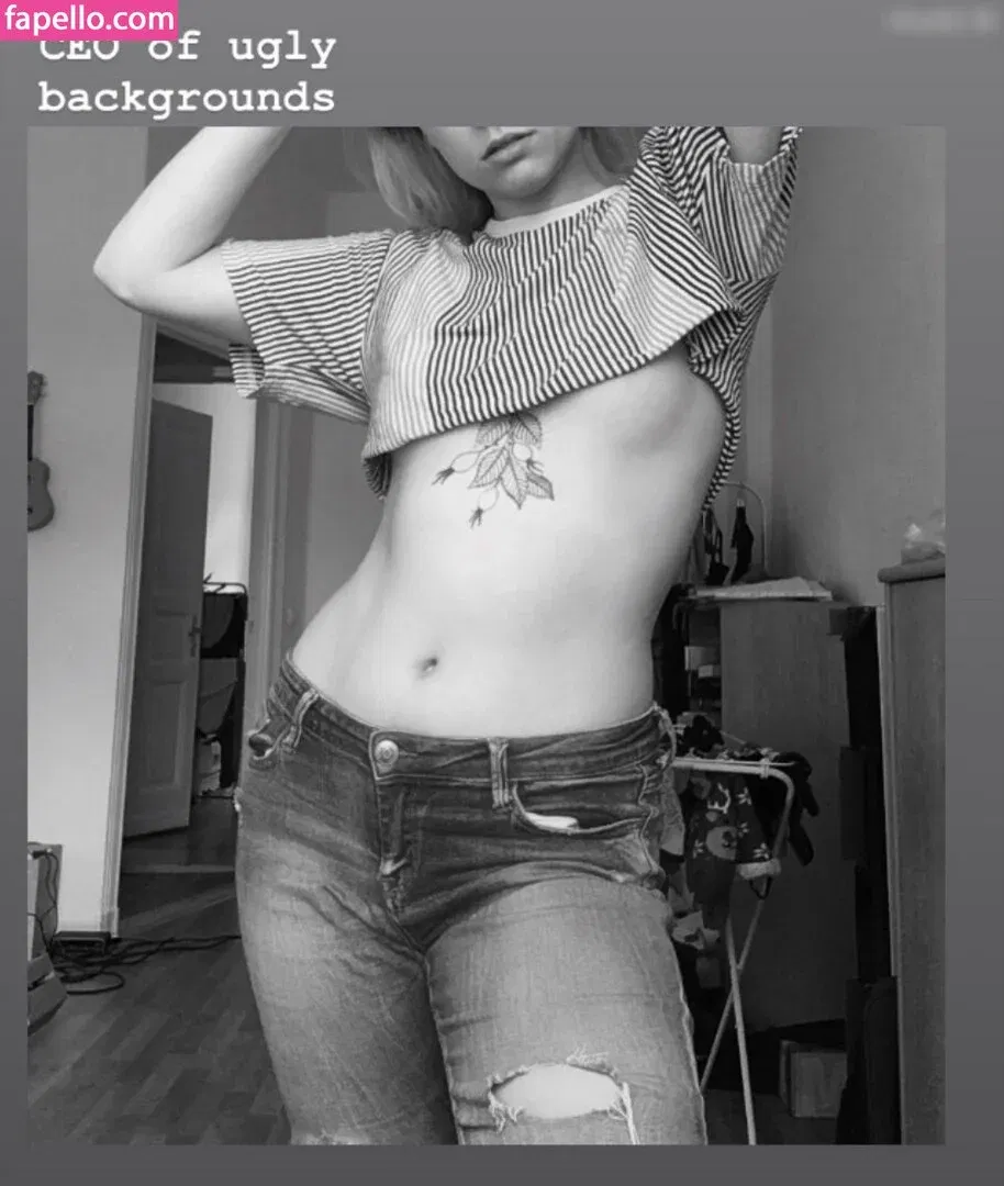 Soymilkonice Onlyfans Photo Gallery 