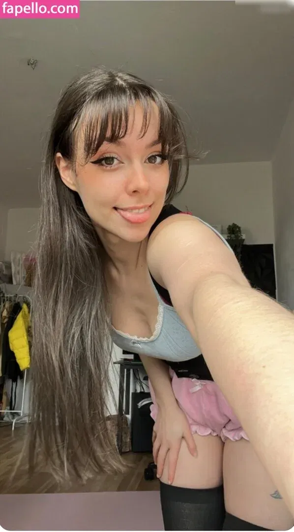 Soymilkonice Onlyfans Photo Gallery 