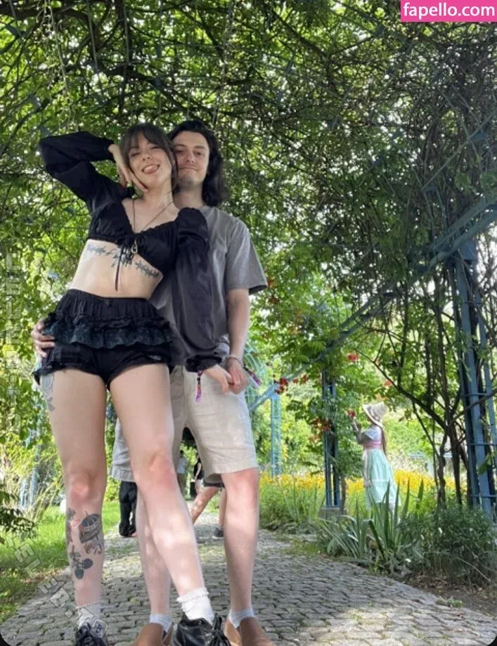 Soymilkonice Onlyfans Photo Gallery 