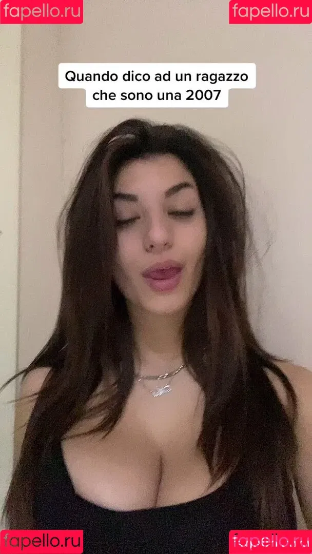 Ika D'Auria Onlyfans Photo Gallery 