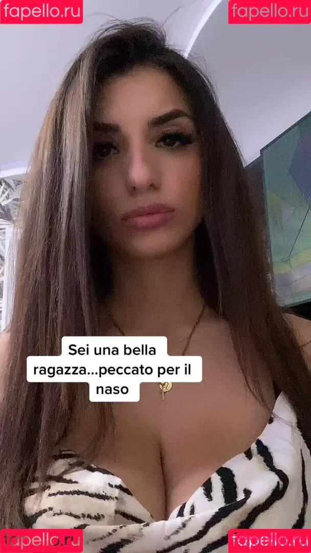 Ika D'Auria Onlyfans Photo Gallery 
