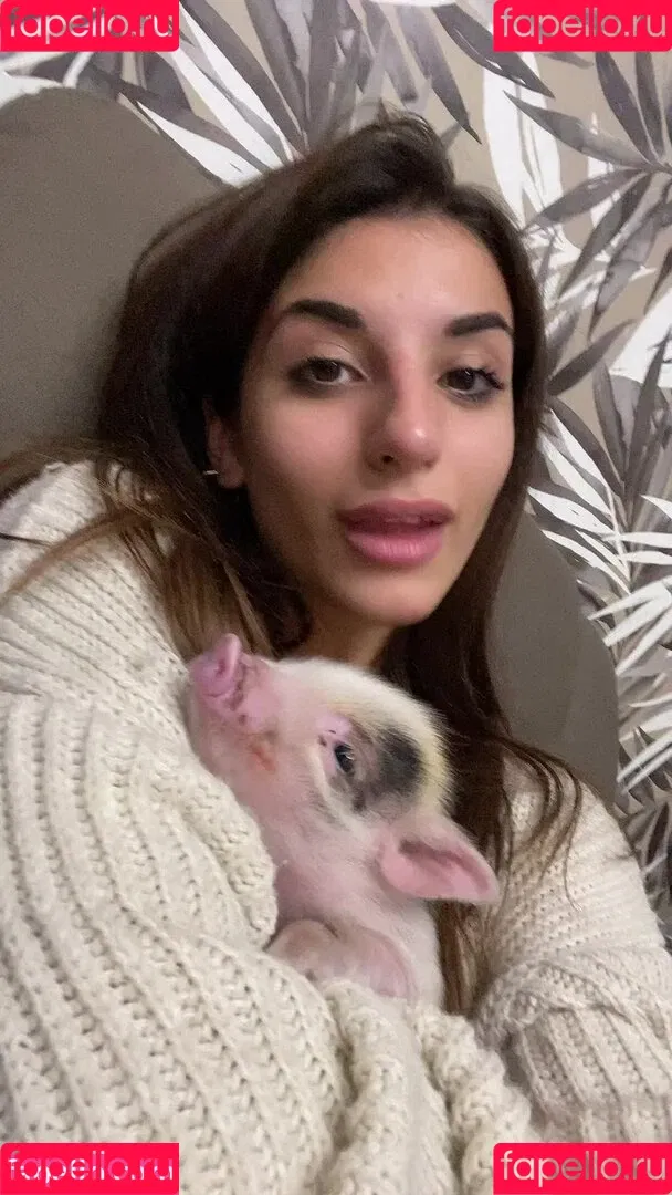 Ika D'Auria Onlyfans Photo Gallery 