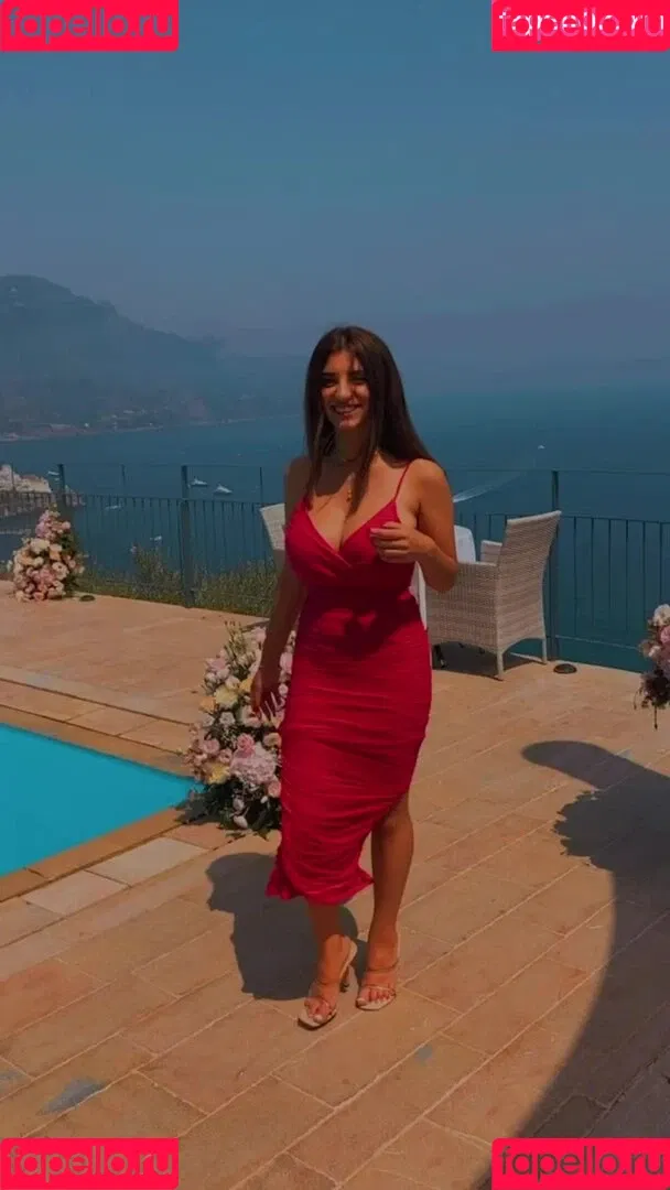 Ika D'Auria Onlyfans Photo Gallery 