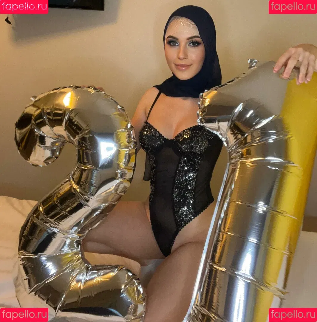 Fareeha Onlyfans Photo Gallery 