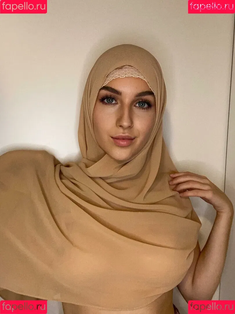 Fareeha Onlyfans Photo Gallery 