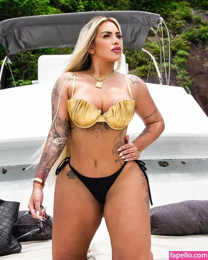 Fareeha Onlyfans Photo Gallery 