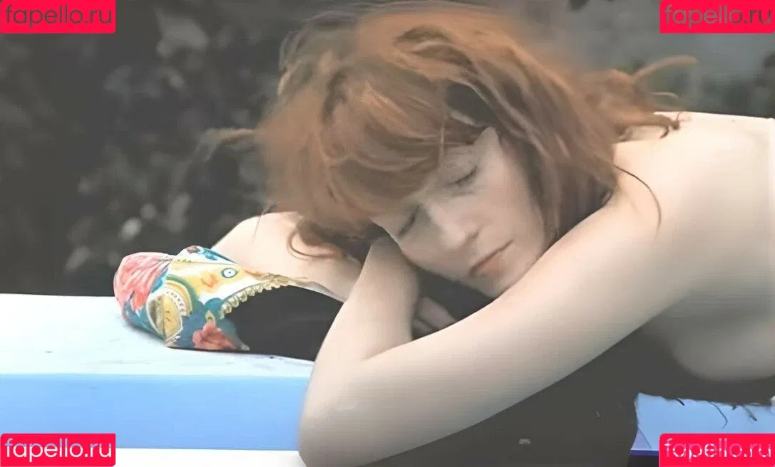 Florence Welch Onlyfans Photo Gallery 