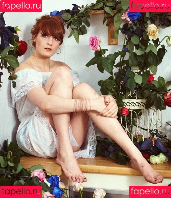 Florence Welch Onlyfans Photo Gallery 
