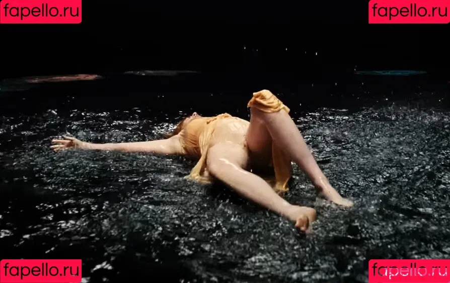 Florence Welch Onlyfans Photo Gallery 
