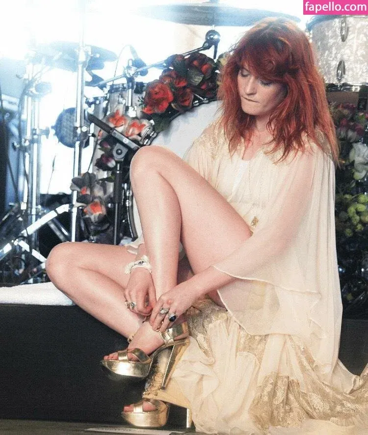 Florence Welch Onlyfans Photo Gallery 