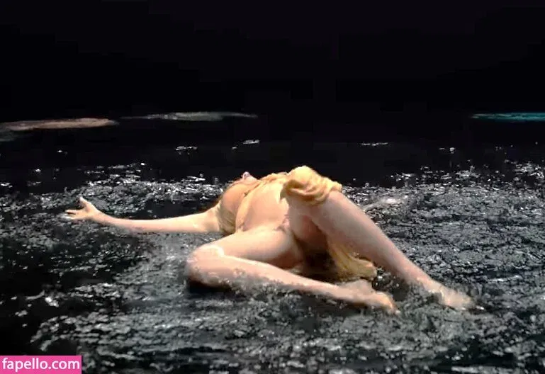 Florence Welch Onlyfans Photo Gallery 