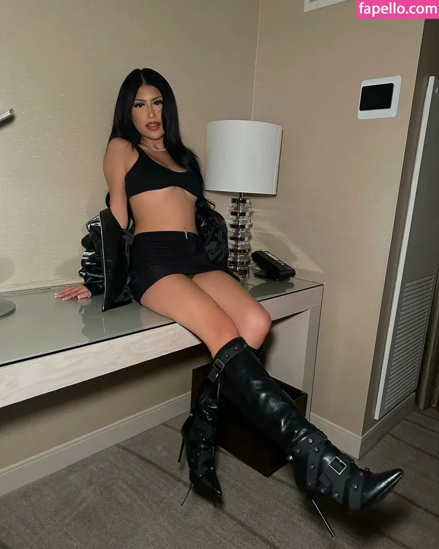 Desiree Montoya Onlyfans Photo Gallery 