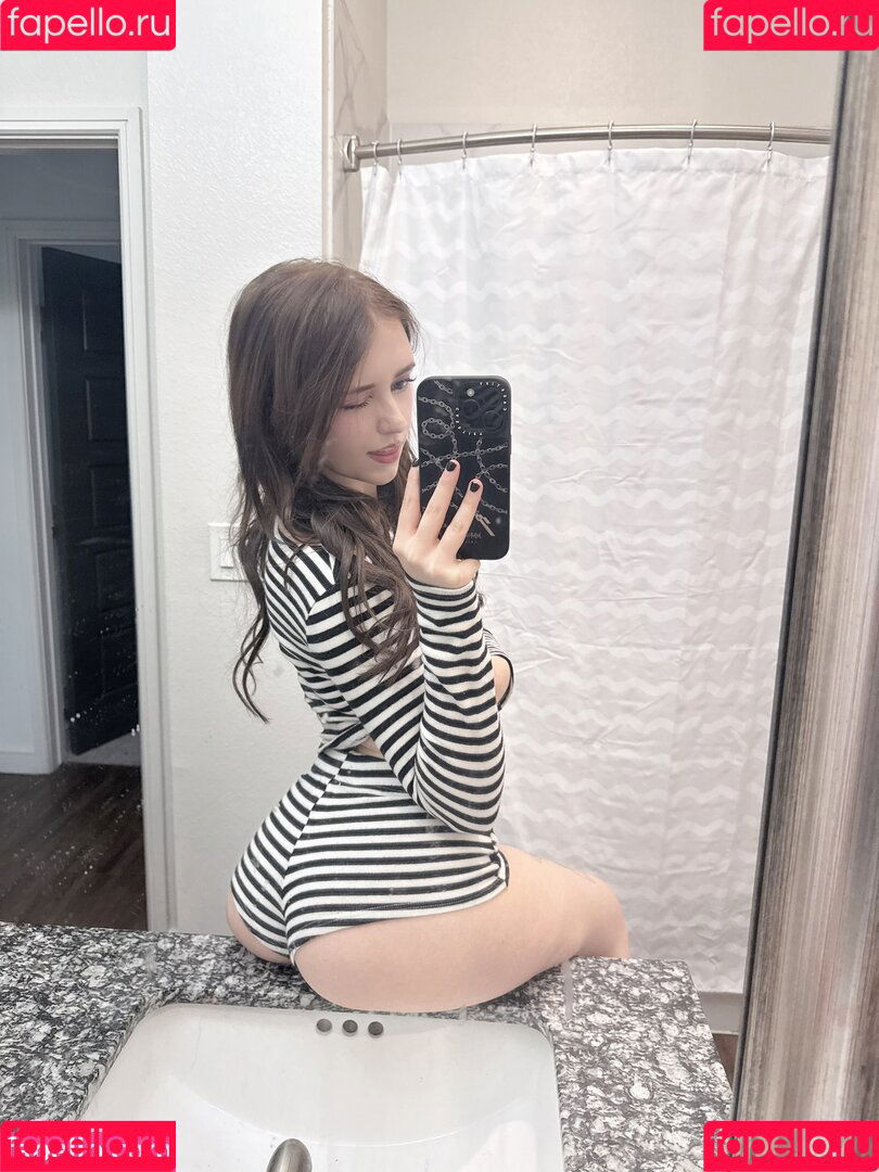 faeriies Onlyfans Photo Gallery 