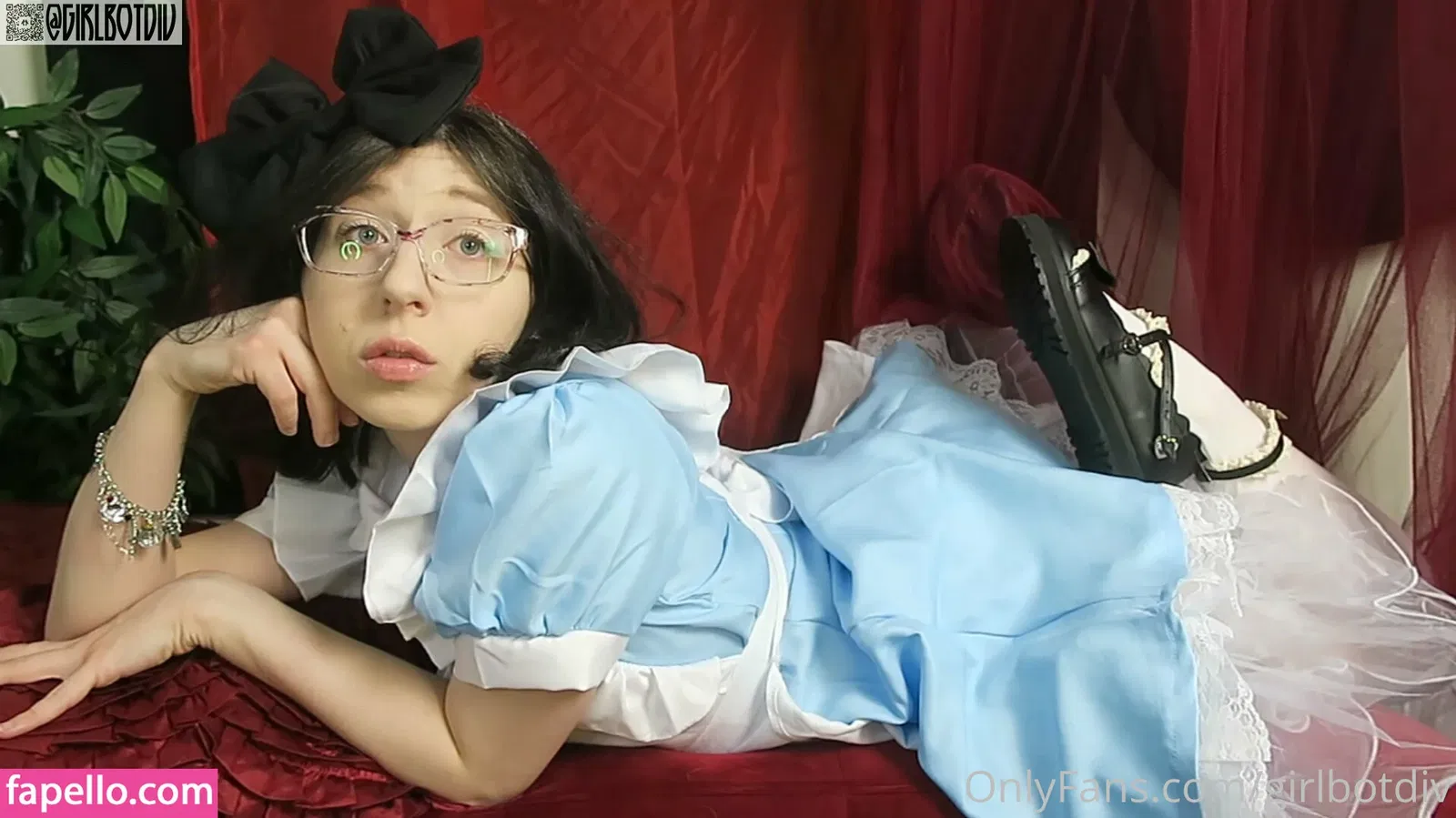 Girlbotdiv Onlyfans Photo Gallery 