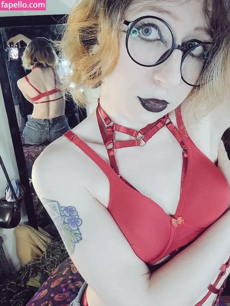 Girlbotdiv Onlyfans Photo Gallery 