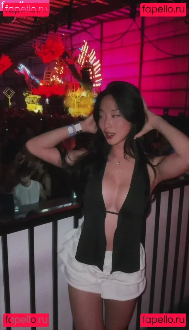 Winnie Chang Onlyfans Photo Gallery 