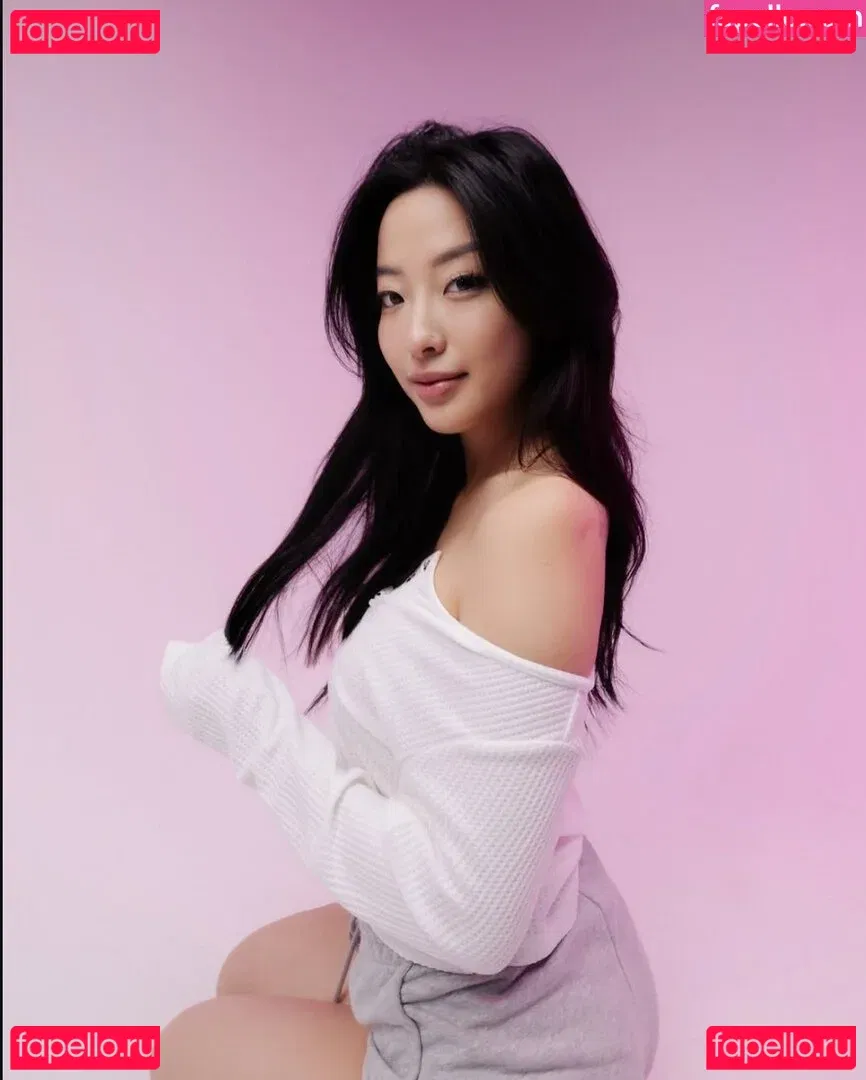 Winnie Chang Onlyfans Photo Gallery 