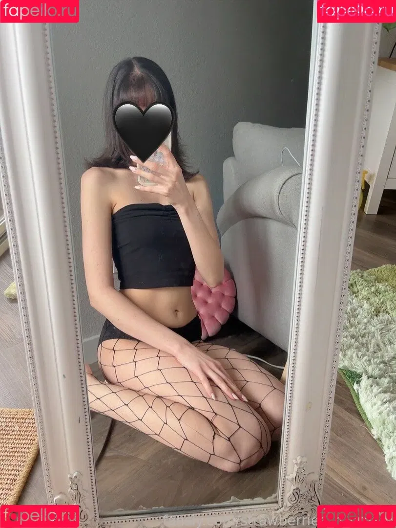 strawberries_n_cream Onlyfans Photo Gallery 