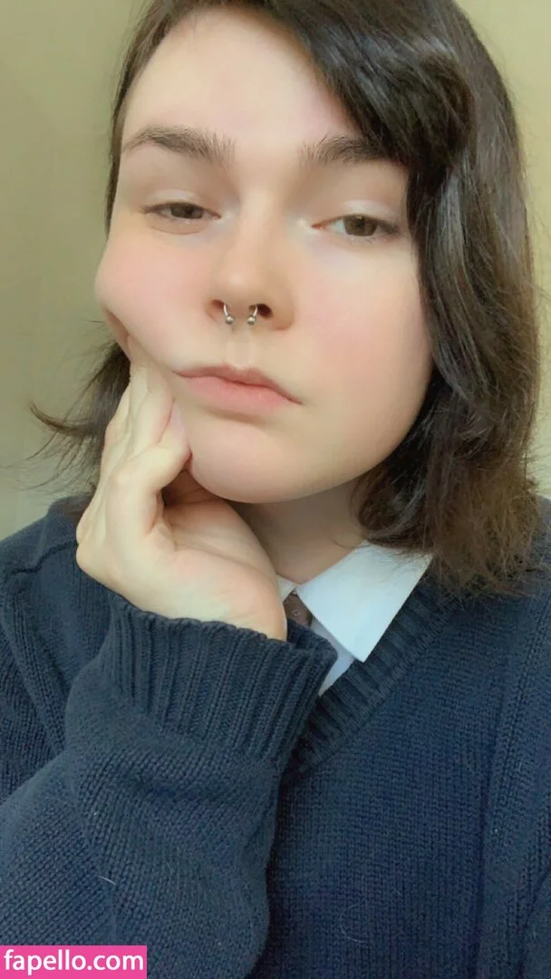 Lain Arbor Onlyfans Photo Gallery 