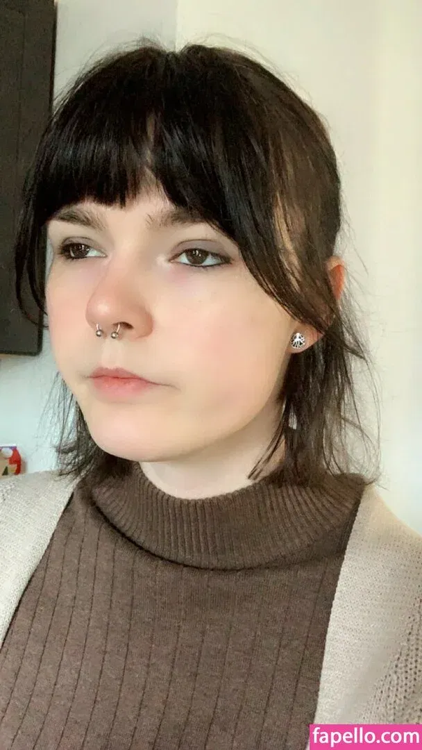 Lain Arbor Onlyfans Photo Gallery 