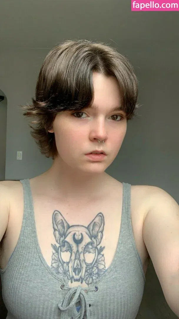 Lain Arbor Onlyfans Photo Gallery 