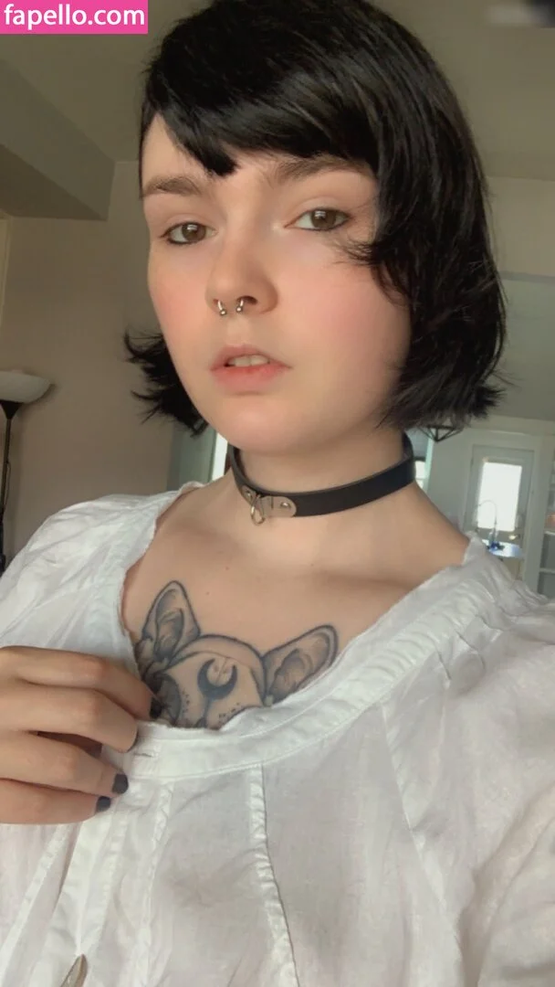 Lain Arbor Onlyfans Photo Gallery 