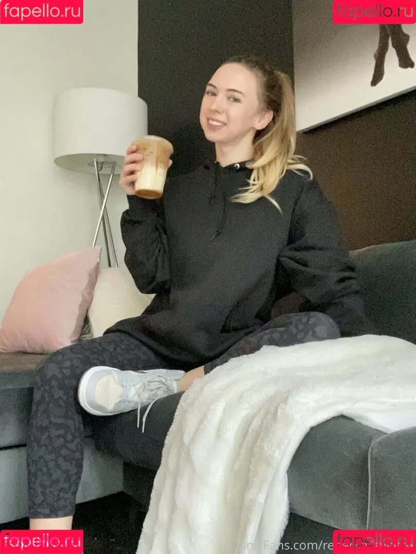 becca_aviatrix Onlyfans Photo Gallery 