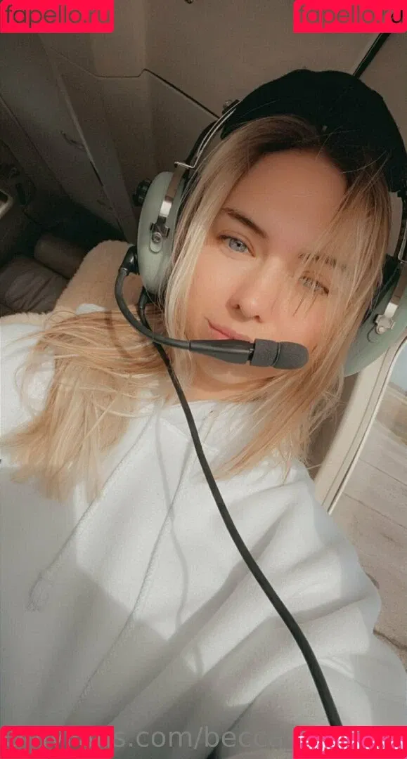 becca_aviatrix Onlyfans Photo Gallery 