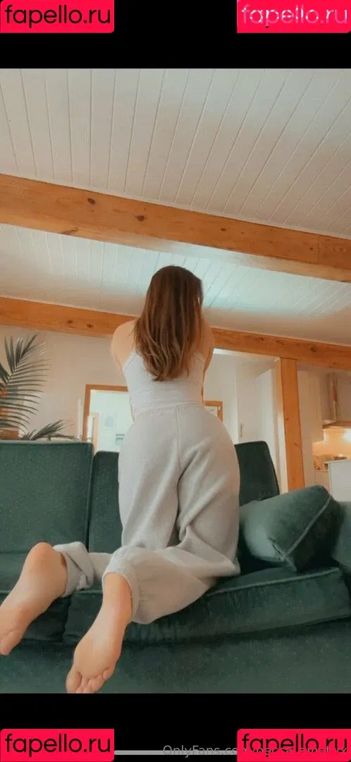 becca_aviatrix Onlyfans Photo Gallery 