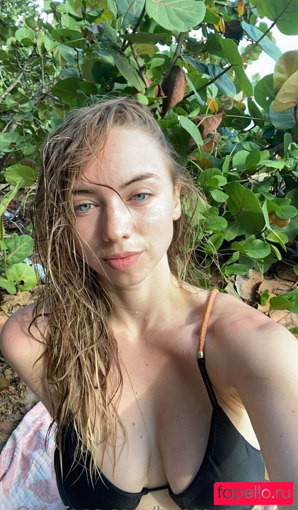 becca_aviatrix Nude Onlyfans Photo 10