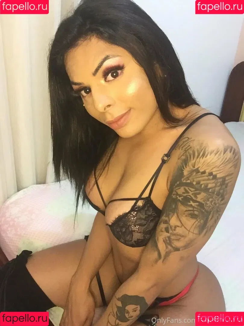 emilysales19 Onlyfans Photo Gallery 