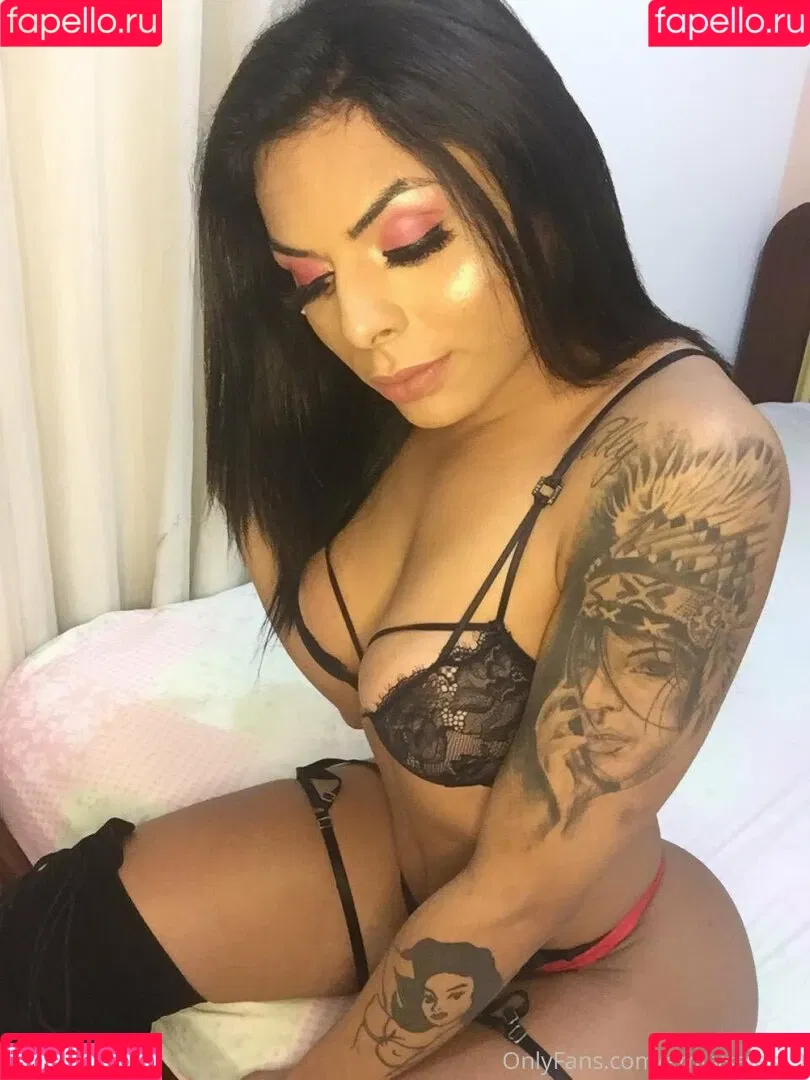 emilysales19 Onlyfans Photo Gallery 
