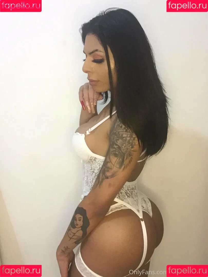emilysales19 Onlyfans Photo Gallery 