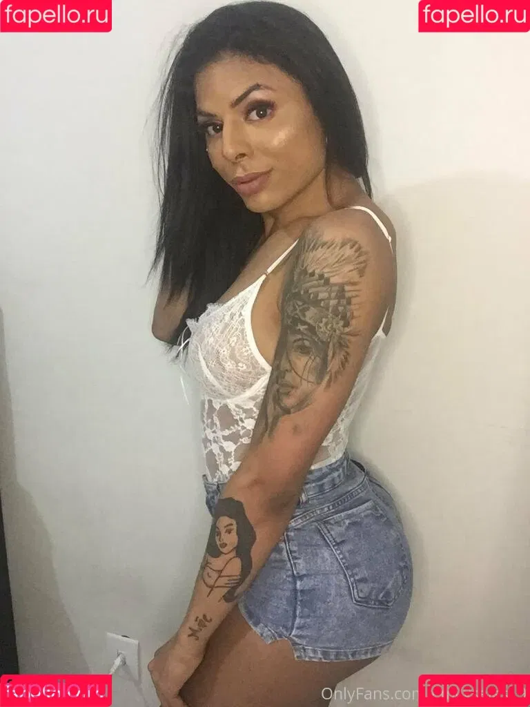 emilysales19 Onlyfans Photo Gallery 