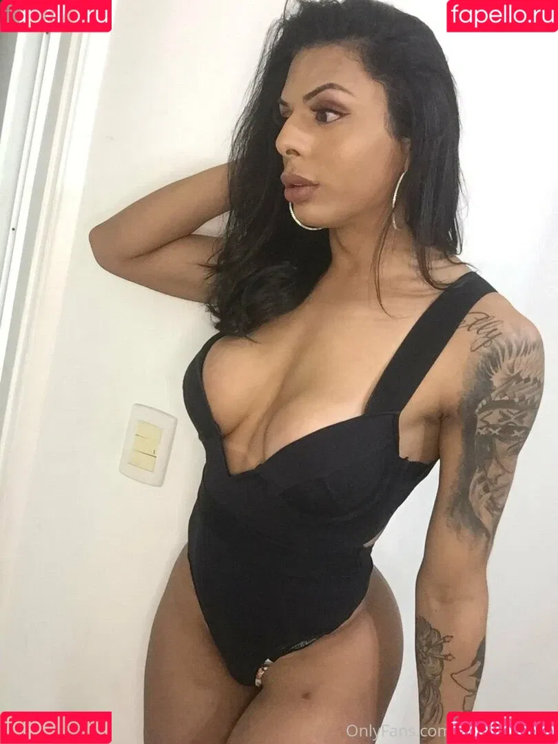 emilysales19 Onlyfans Photo Gallery 