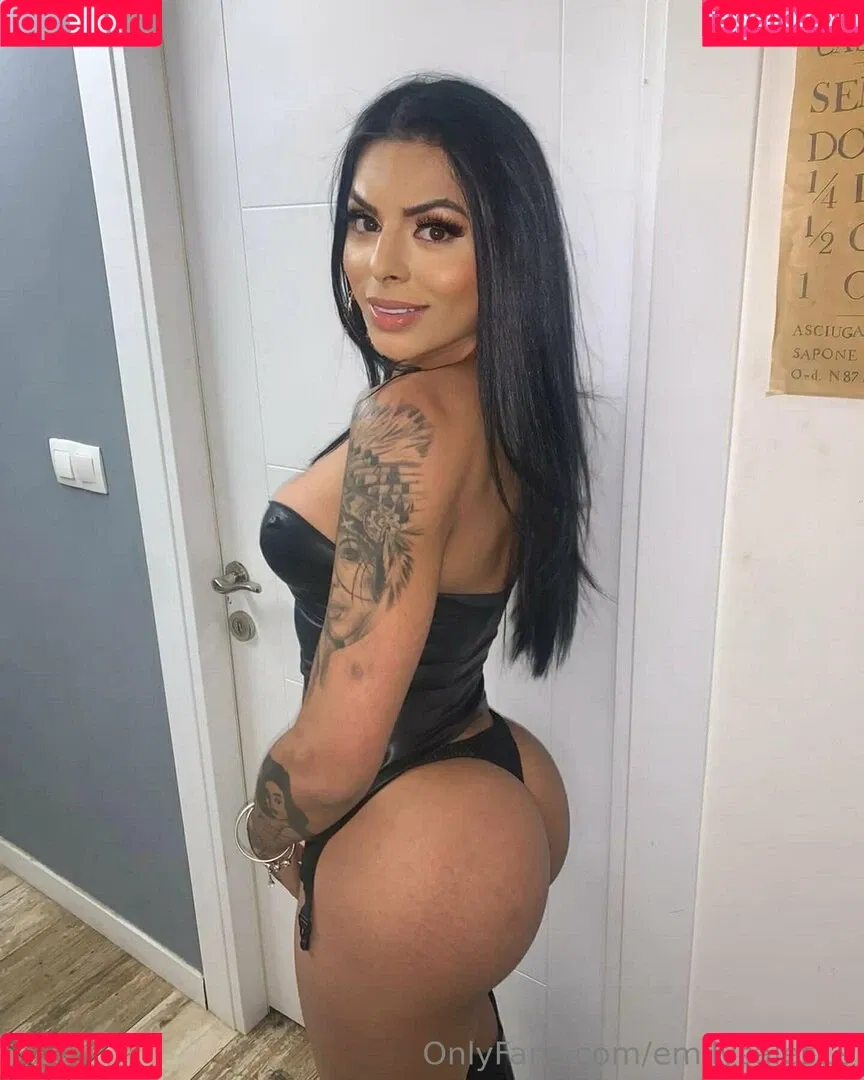 emilysales19 Onlyfans Photo Gallery 