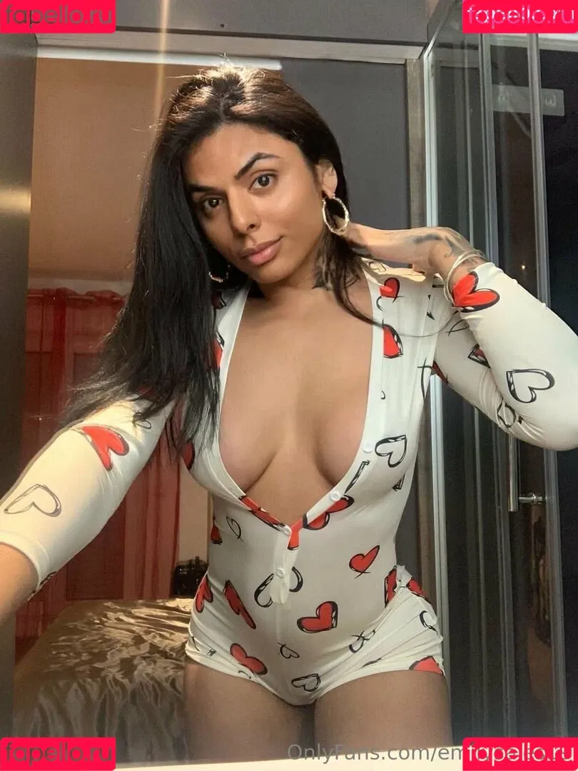 emilysales19 Onlyfans Photo Gallery 