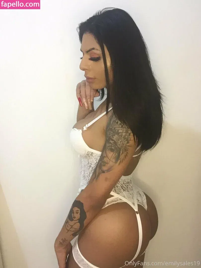 emilysales19 Onlyfans Photo Gallery 