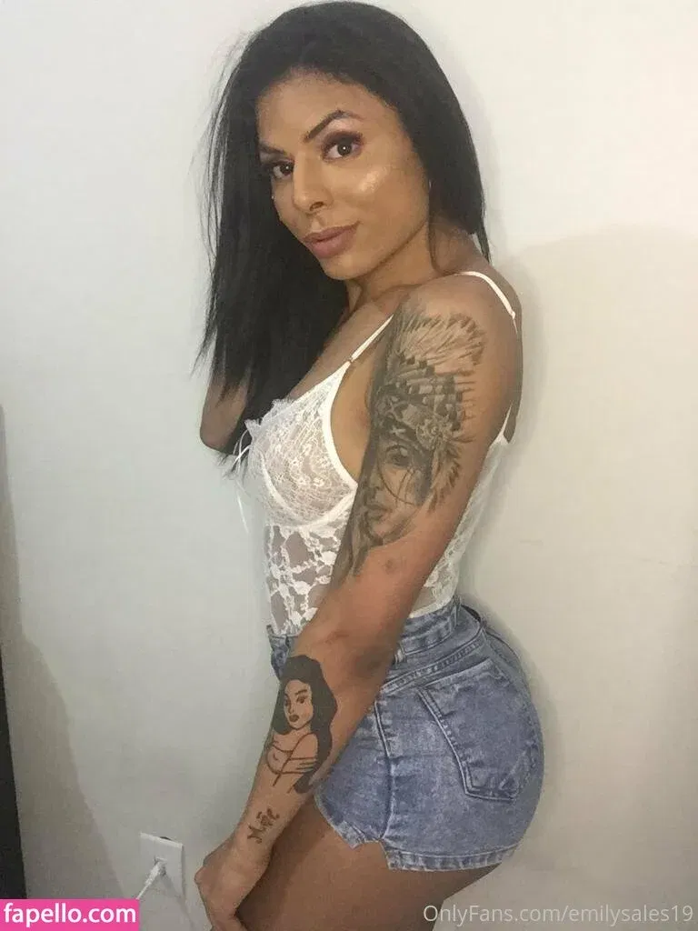 emilysales19 Onlyfans Photo Gallery 