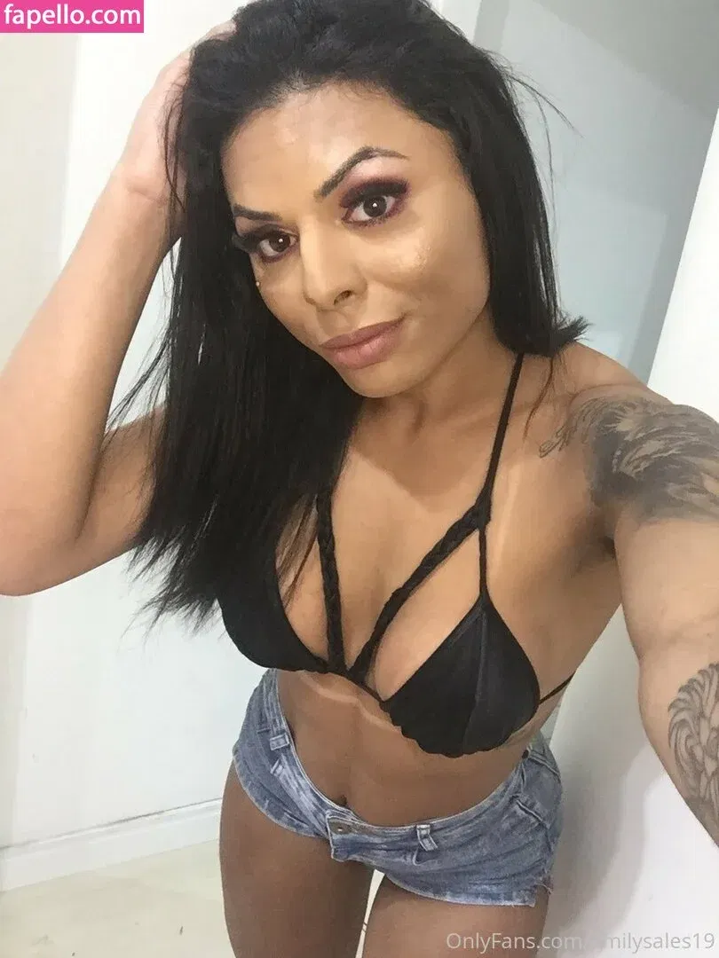 emilysales19 Onlyfans Photo Gallery 