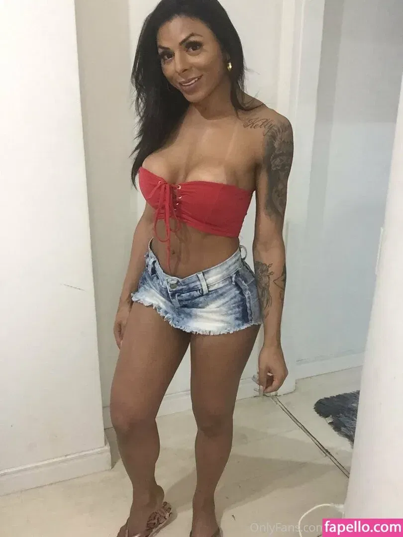 emilysales19 Onlyfans Photo Gallery 