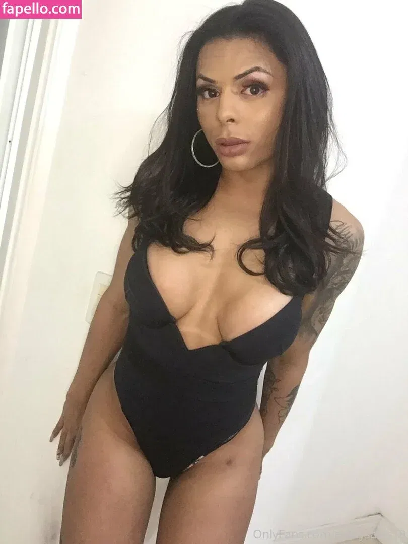 emilysales19 Onlyfans Photo Gallery 