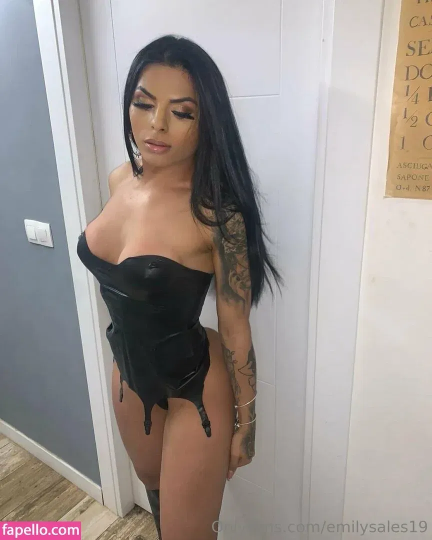 emilysales19 Onlyfans Photo Gallery 