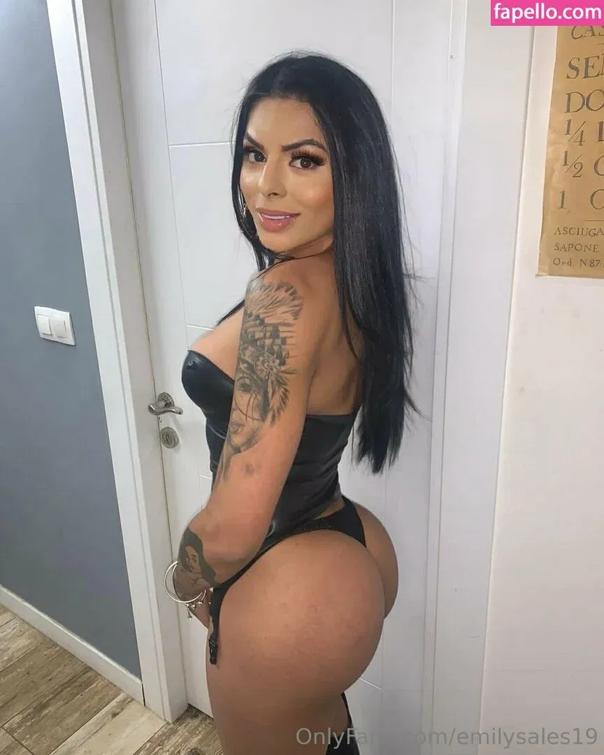 emilysales19 Onlyfans Photo Gallery 