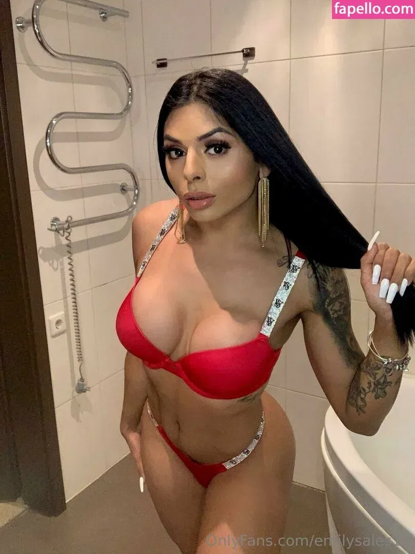 emilysales19 Onlyfans Photo Gallery 