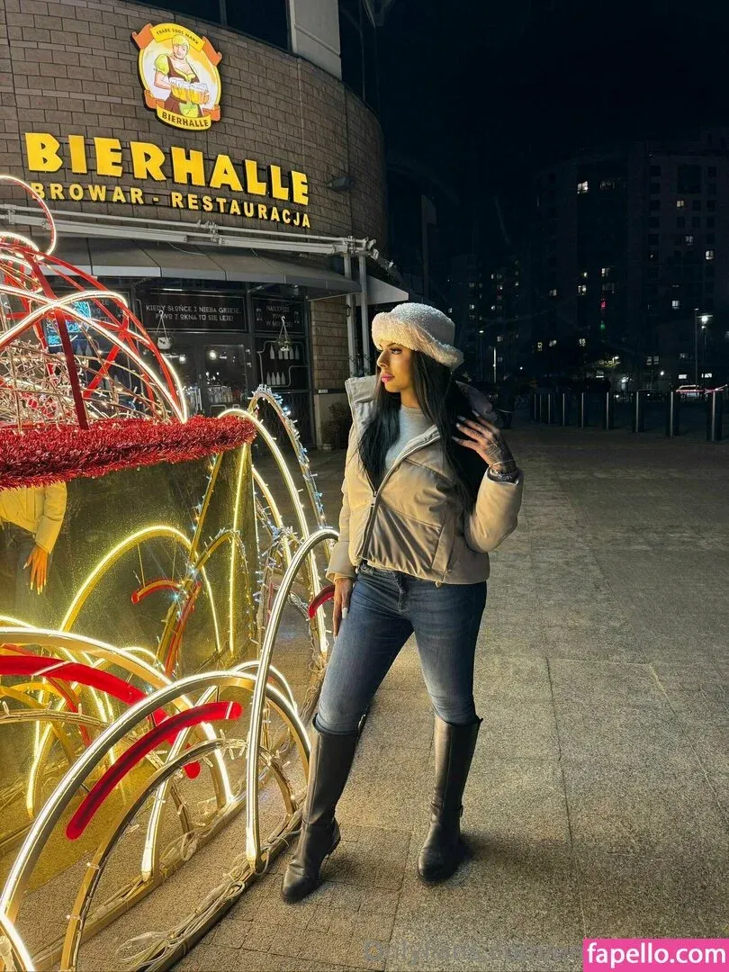 emilysales19 Onlyfans Photo Gallery 