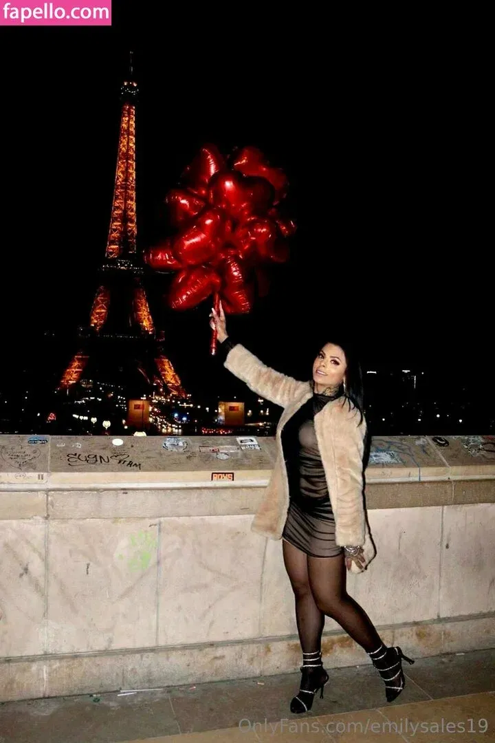 emilysales19 Onlyfans Photo Gallery 